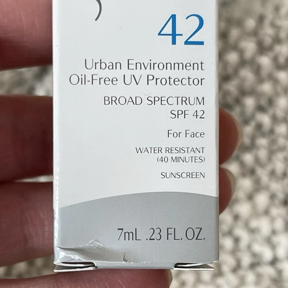 Shiseido Ubran Environment Oil Free UV Protector SPF 42 7ml 0.23oz Travel‎ Mini